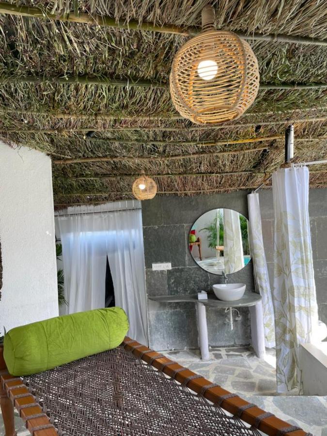 Glass House With Pvt Pool By Miracle Resort & Villa Lonavala Exterior photo